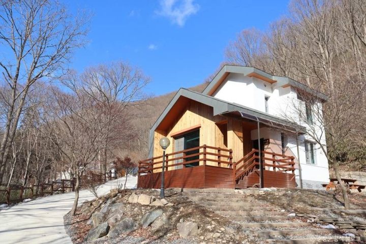 회문산