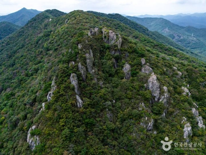 영취산