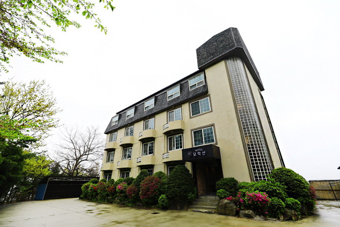 모악산