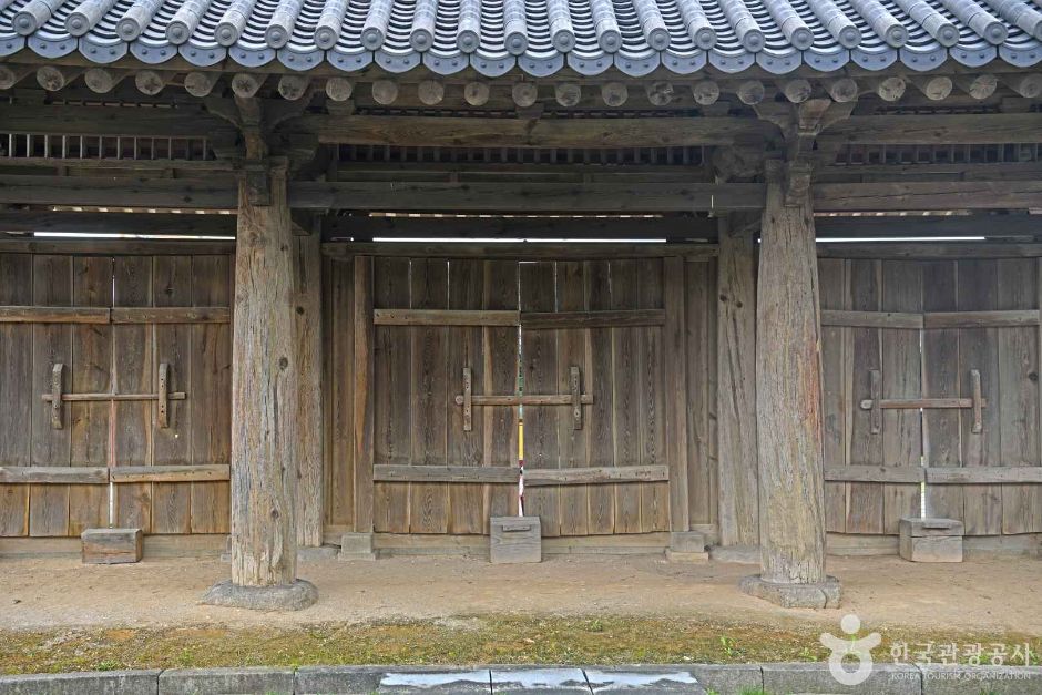 강릉 임영관 삼문 (7)