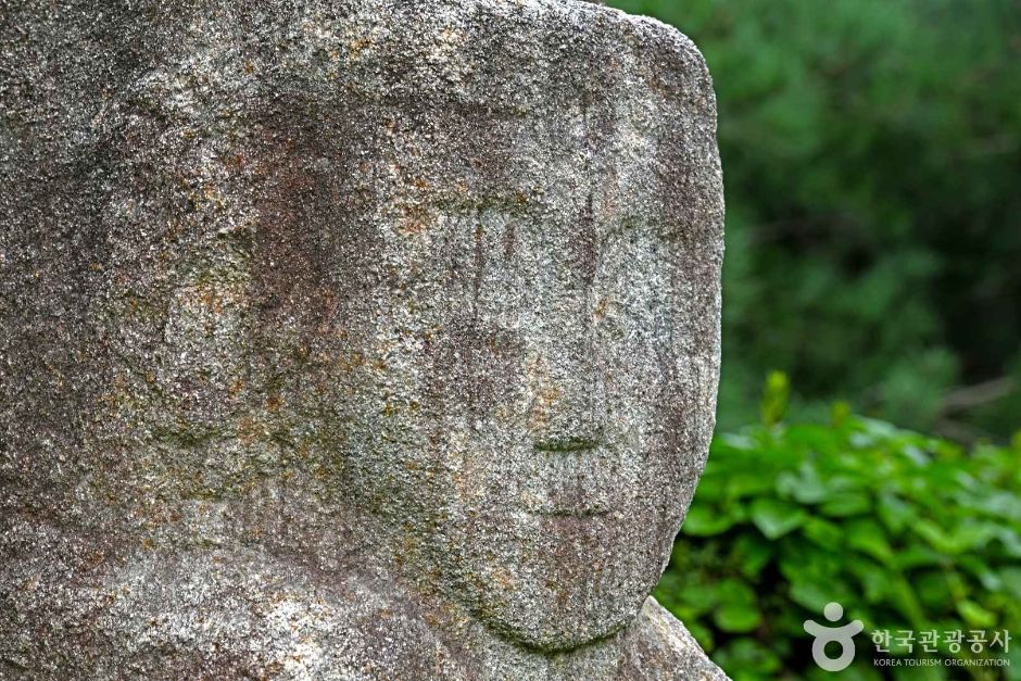 강원_춘천_김정묘역 문인석 (4)