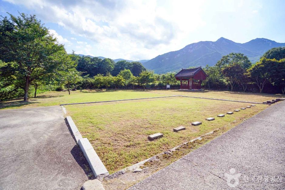 거창 강남사지 석조여래입상 (7)