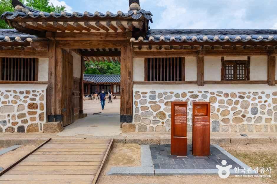 경기_고양_고양 서오릉_외부_3.jpg