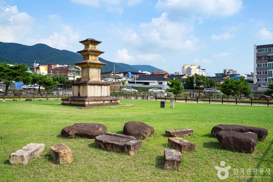 창녕_창녕 술정리 동 삼층석탑 (2)