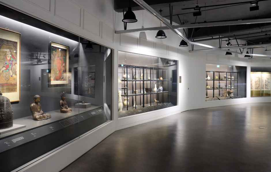 경산_대구가톨릭대학교 박물관 (4).png