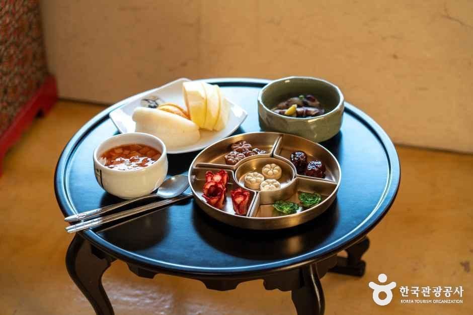 경북_안동_의성김씨학봉종택_내부_05.jpg