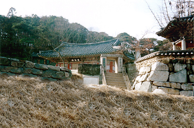 관촉사석문