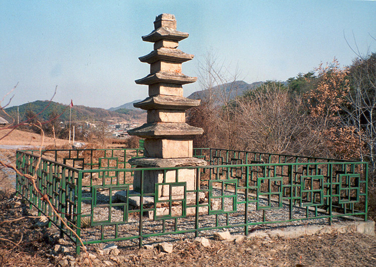 영인오층석탑