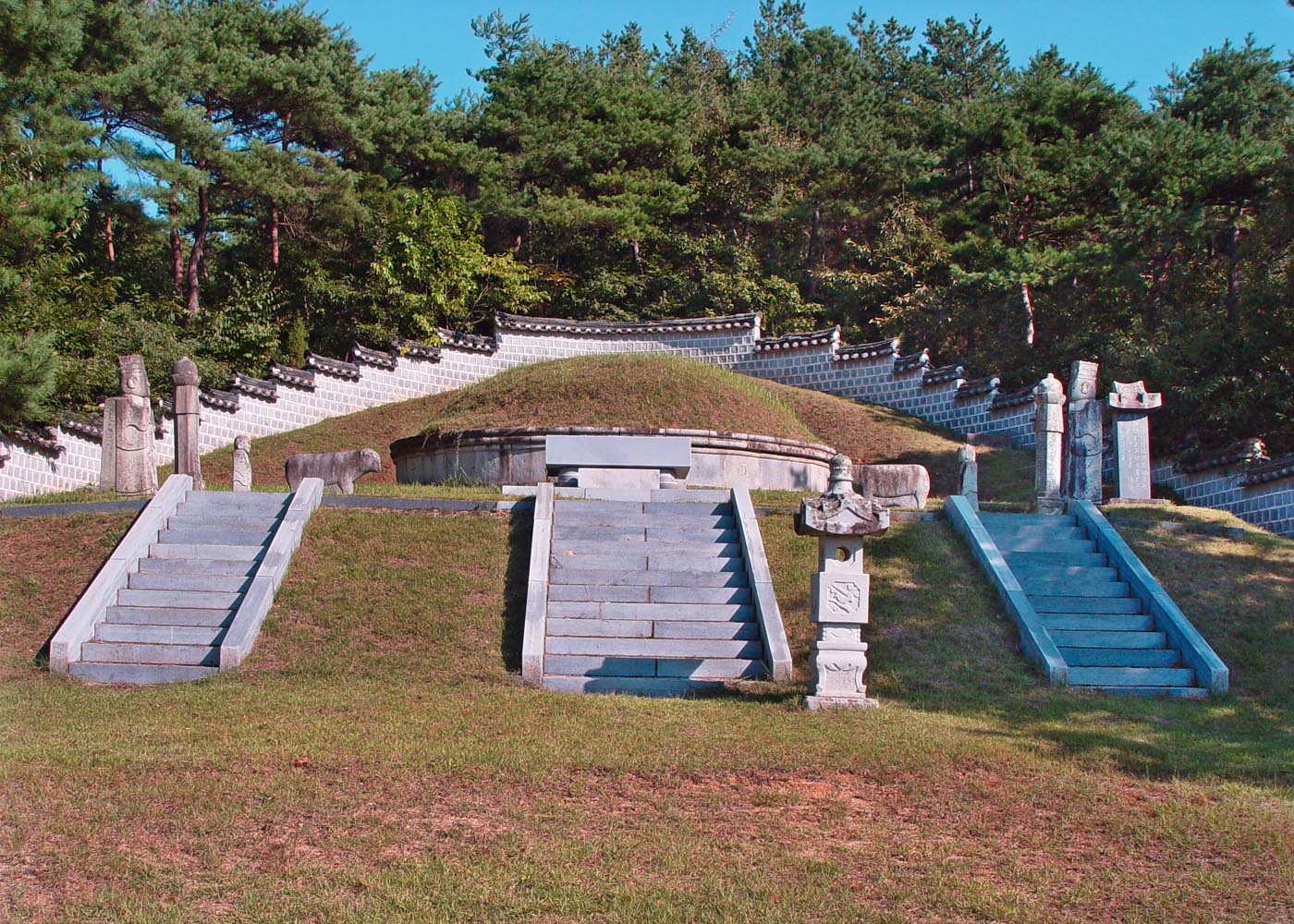 강민첨장군묘