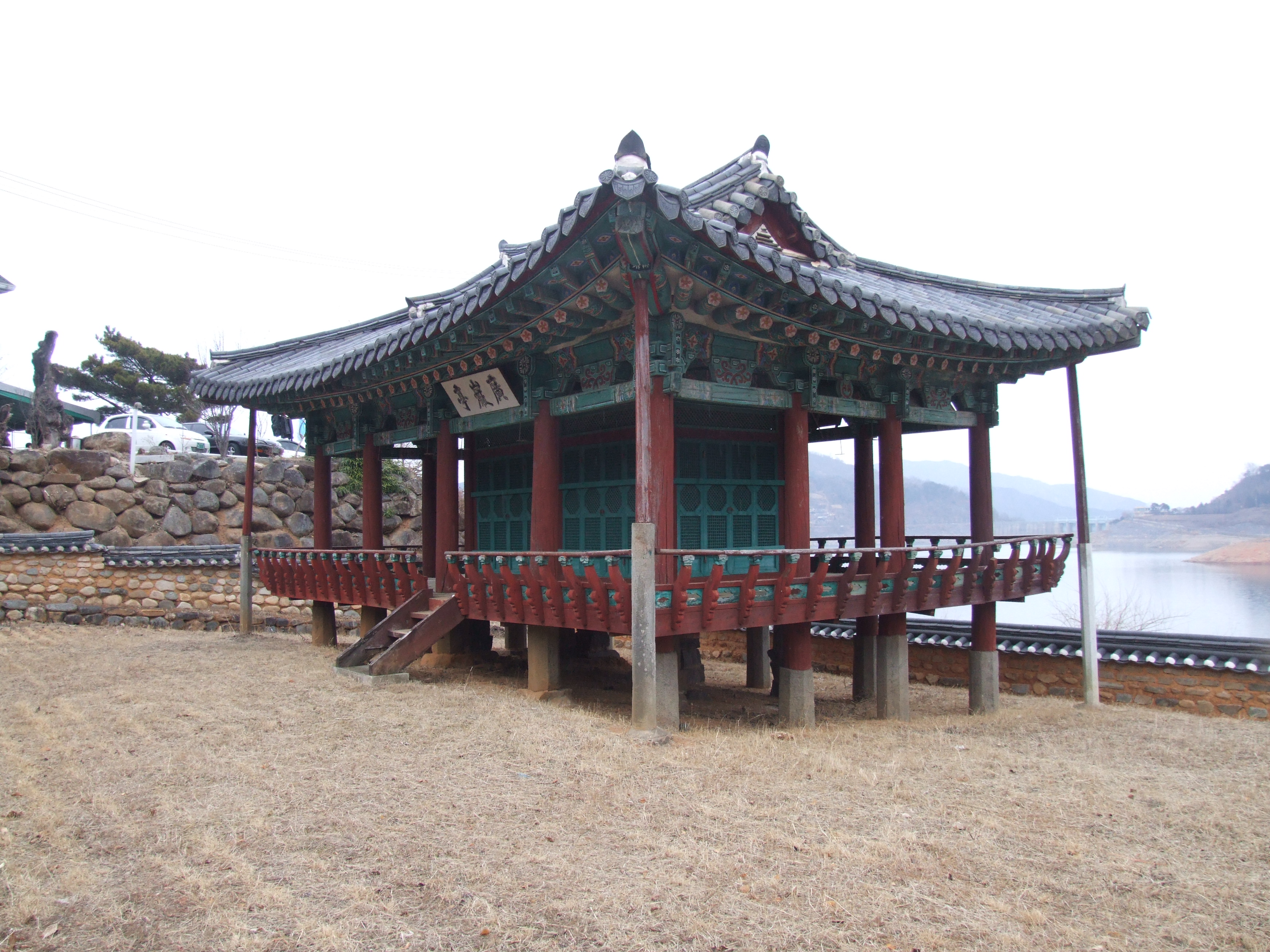 관암정(좌측)