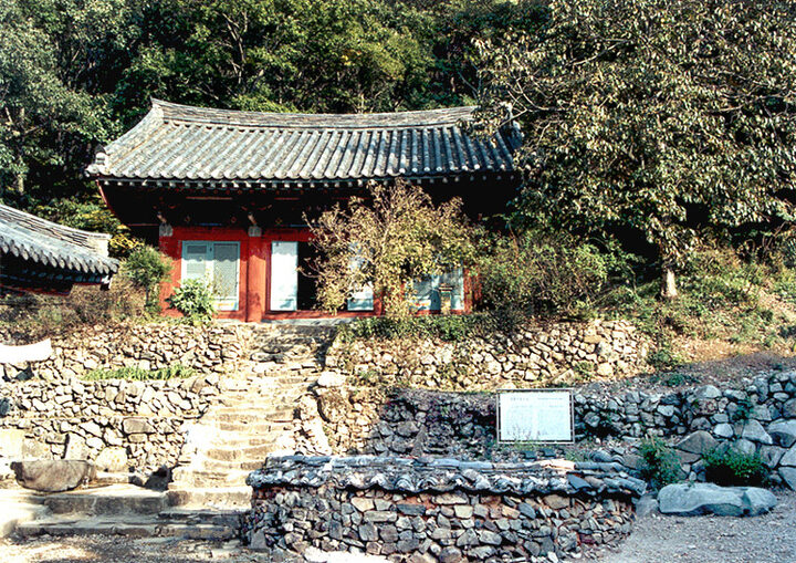 운흥사영산전