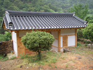 아랫채