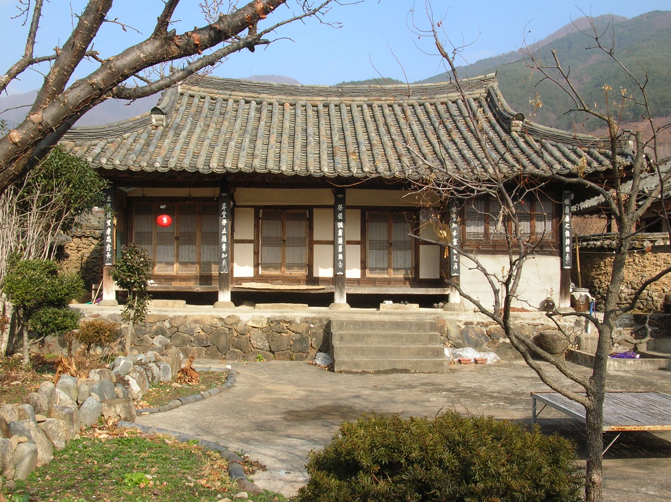 하동 동매리 김씨고가(사랑채)