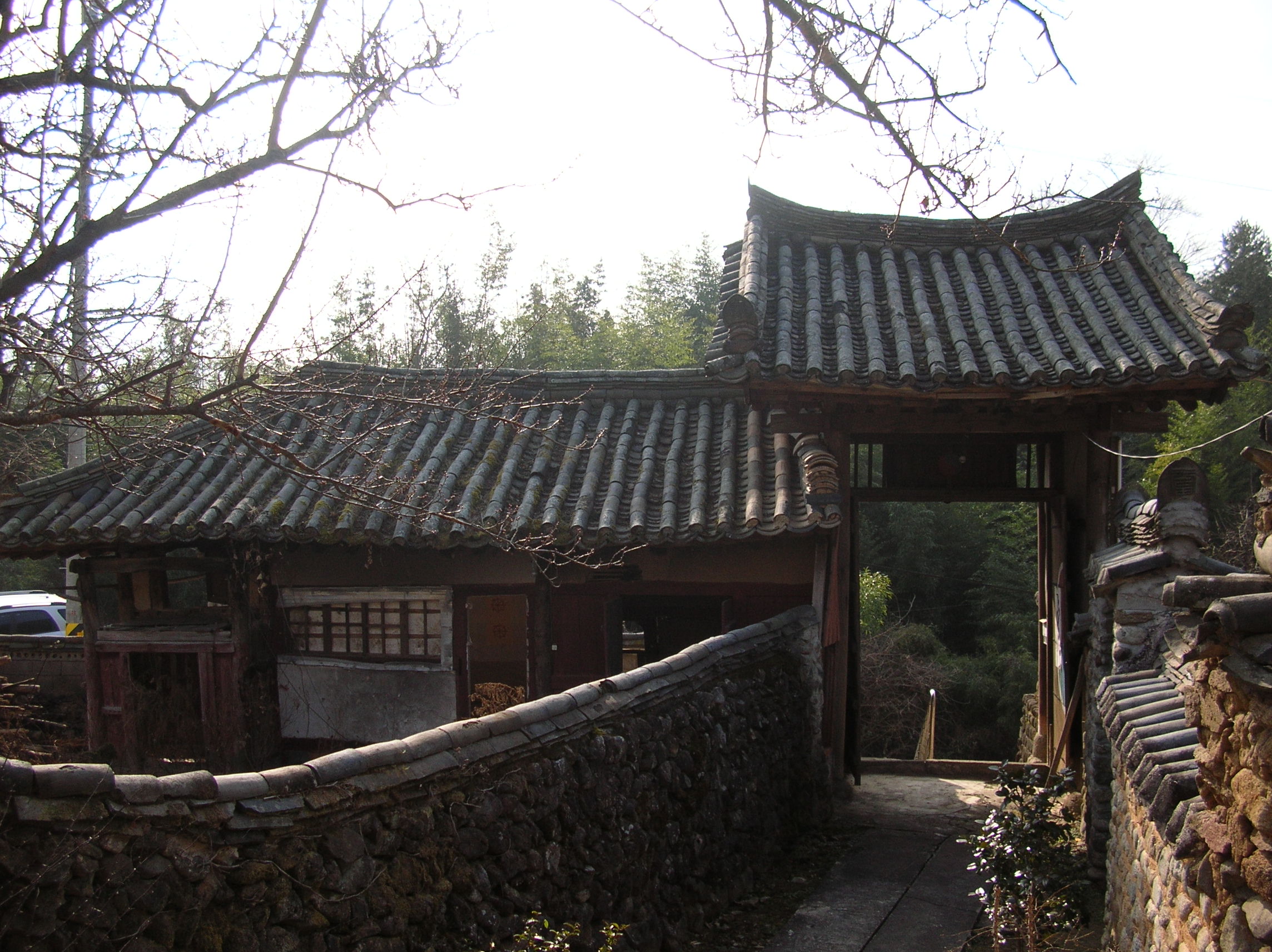 하동 동매리 김씨고가(대문채)