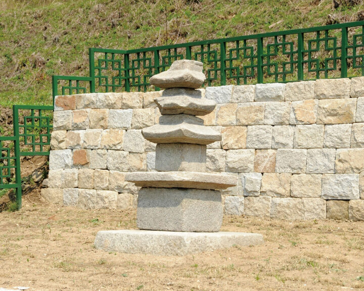 괘석리삼층석탑
