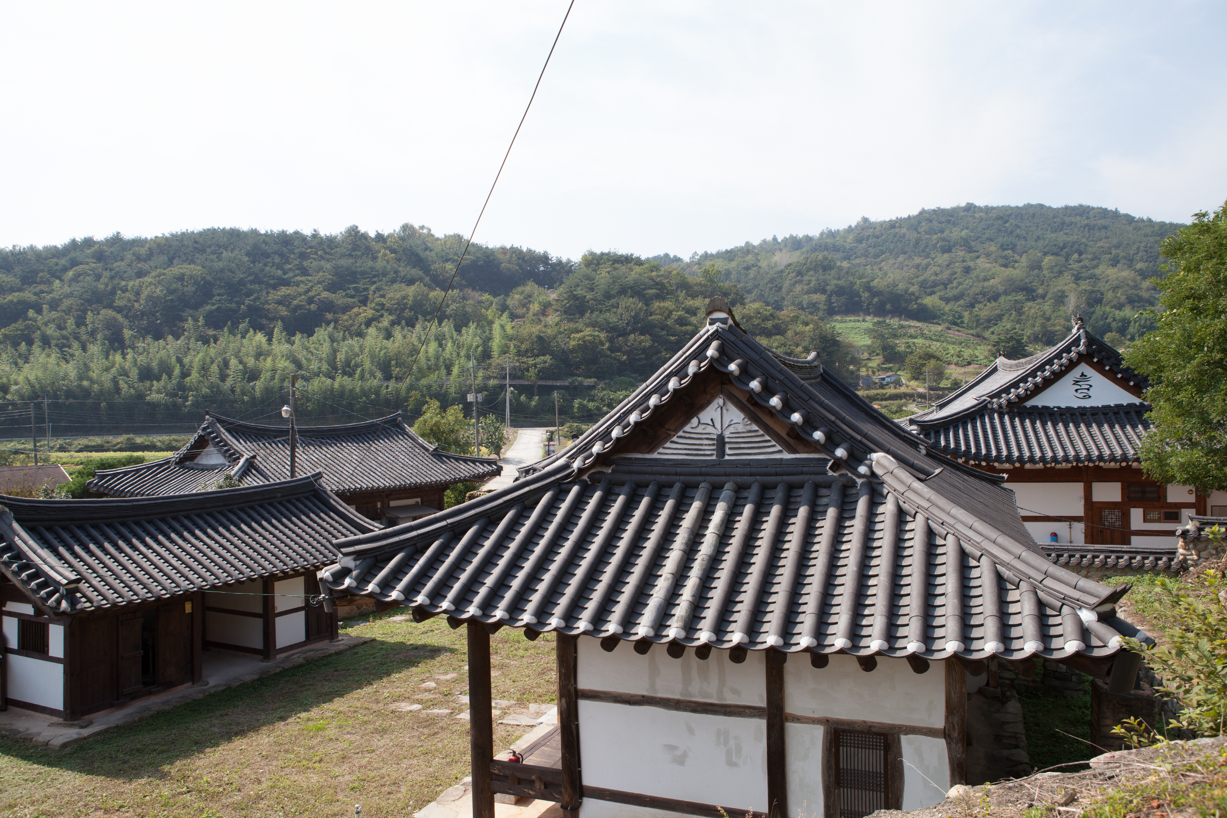 산청 인지재_측면 전경 (촬영년도 : 2015년)