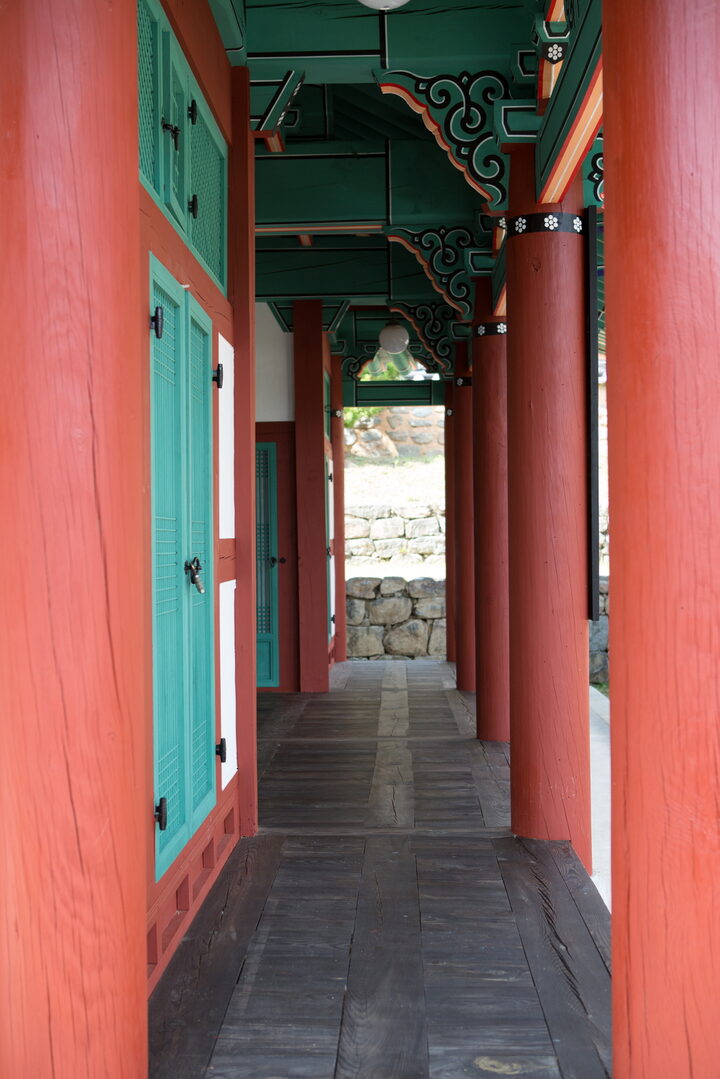 진주 고산정_기둥 및 마루 (촬영년도 : 2015년)