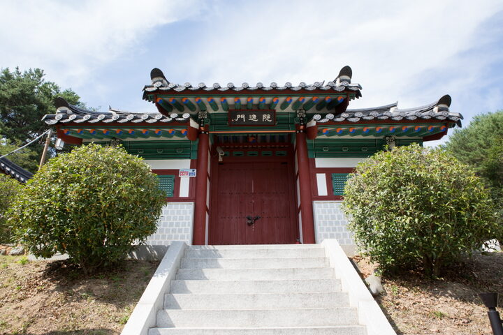 진주 고산정_솟을대문 (촬영년도 : 2015년)