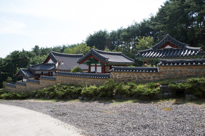 진주 고산정_전경 (촬영년도 : 2015년)