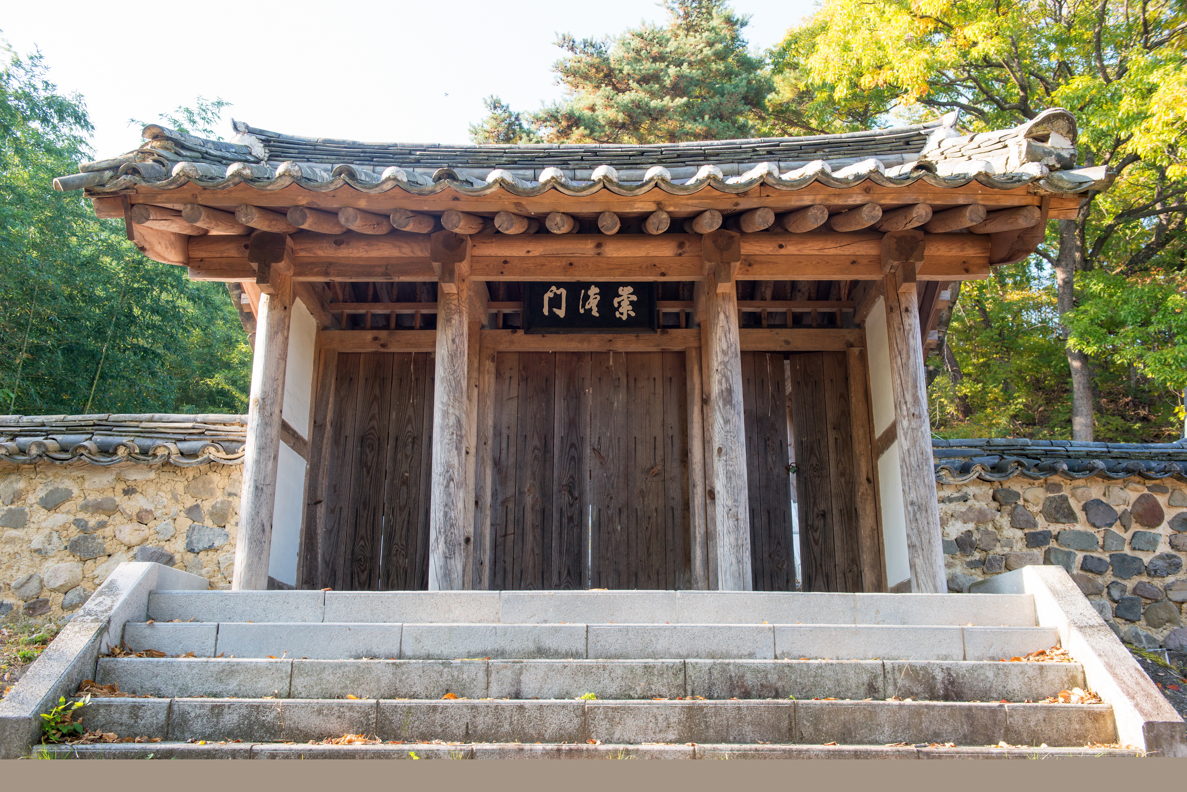 경주 두산서당_내삼문 (촬영년도 : 2015년)