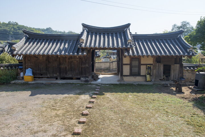 봉화기헌고택_대문채2 (촬영년도 : 2015년)