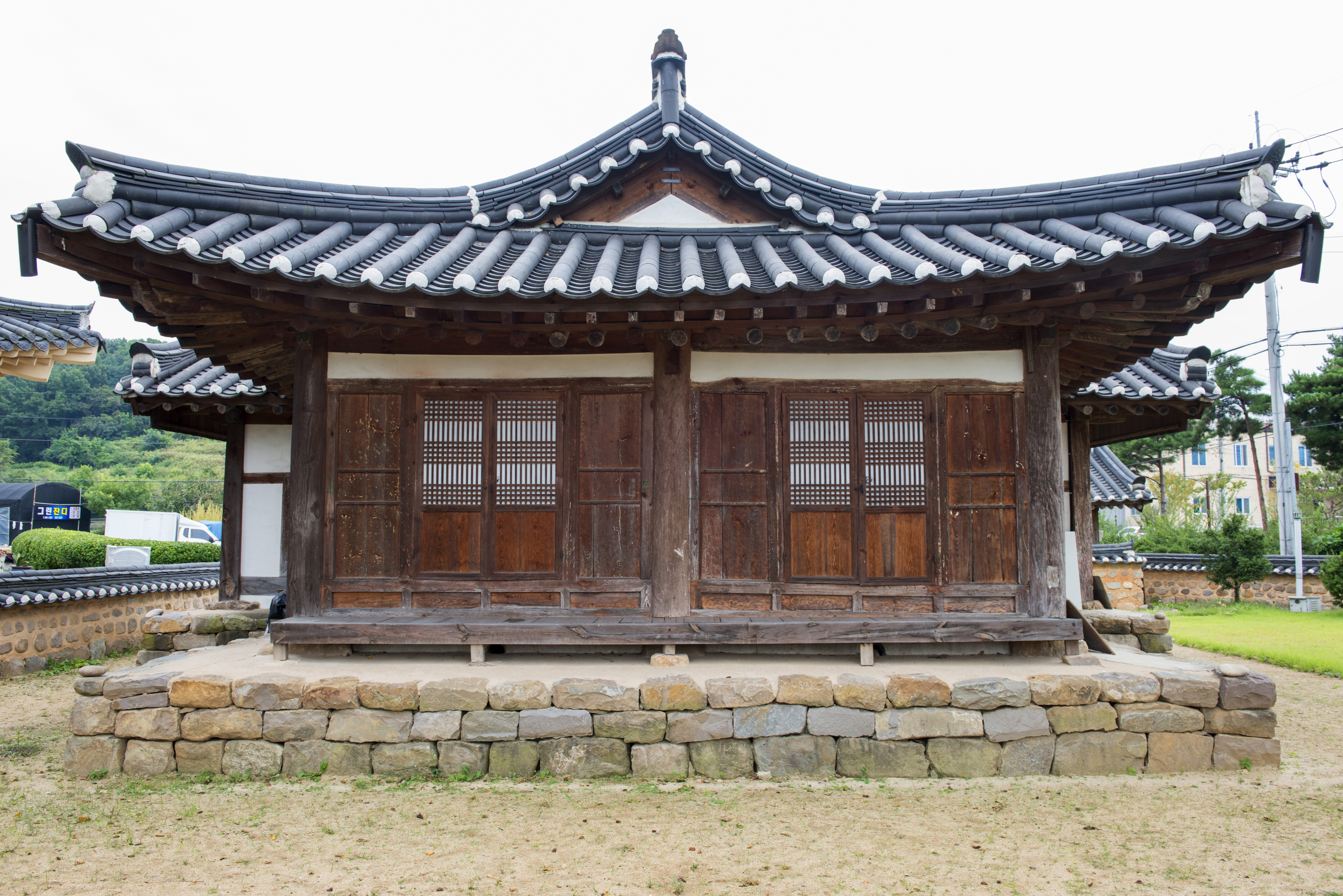 귀래정_측면 (촬영년도 : 2015년)