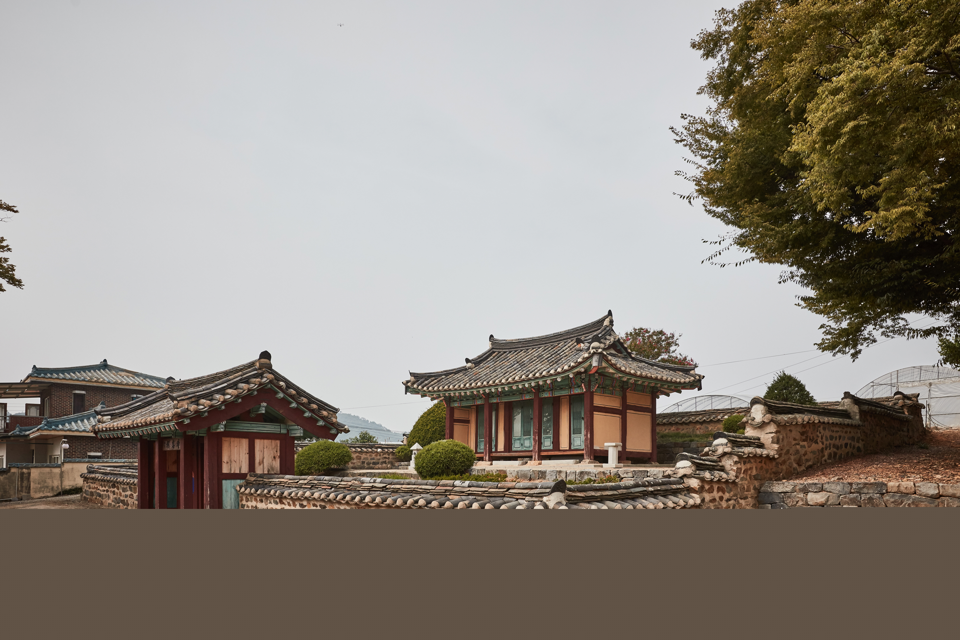 정충사