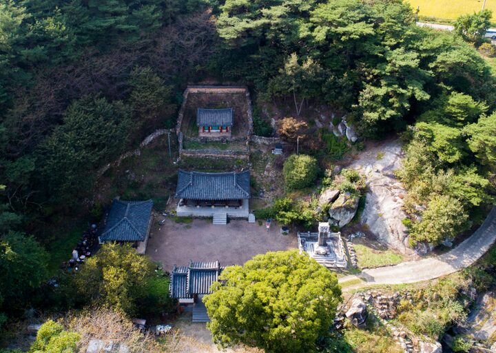 진주 낙수암