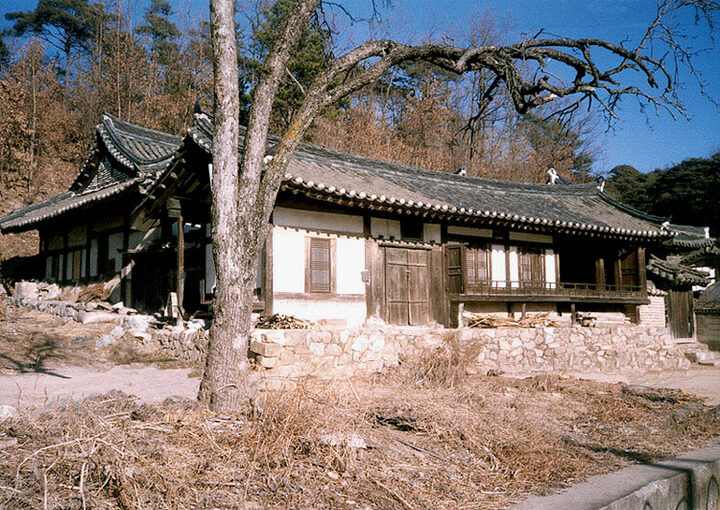 봉화법전강씨종택