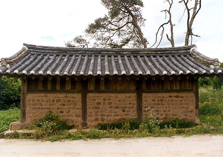 안동상여집(후면)