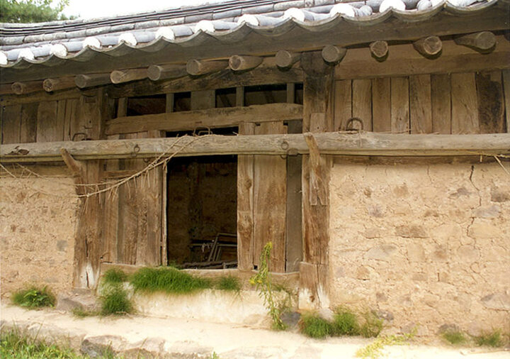 안동상여집(출입문)