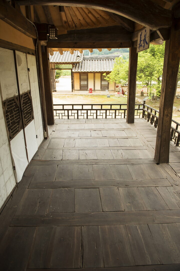 문경 장수황씨 종택_사랑채 대청마루 (촬영년도 : 2015년)