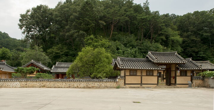 문경 장수황씨 종택_원경 (촬영년도 : 2015년)