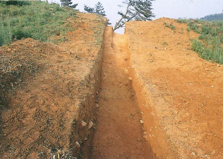 건지산성서벽단면