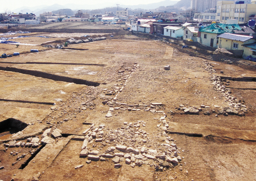 E군 묘역 식지석묘 발굴 전경