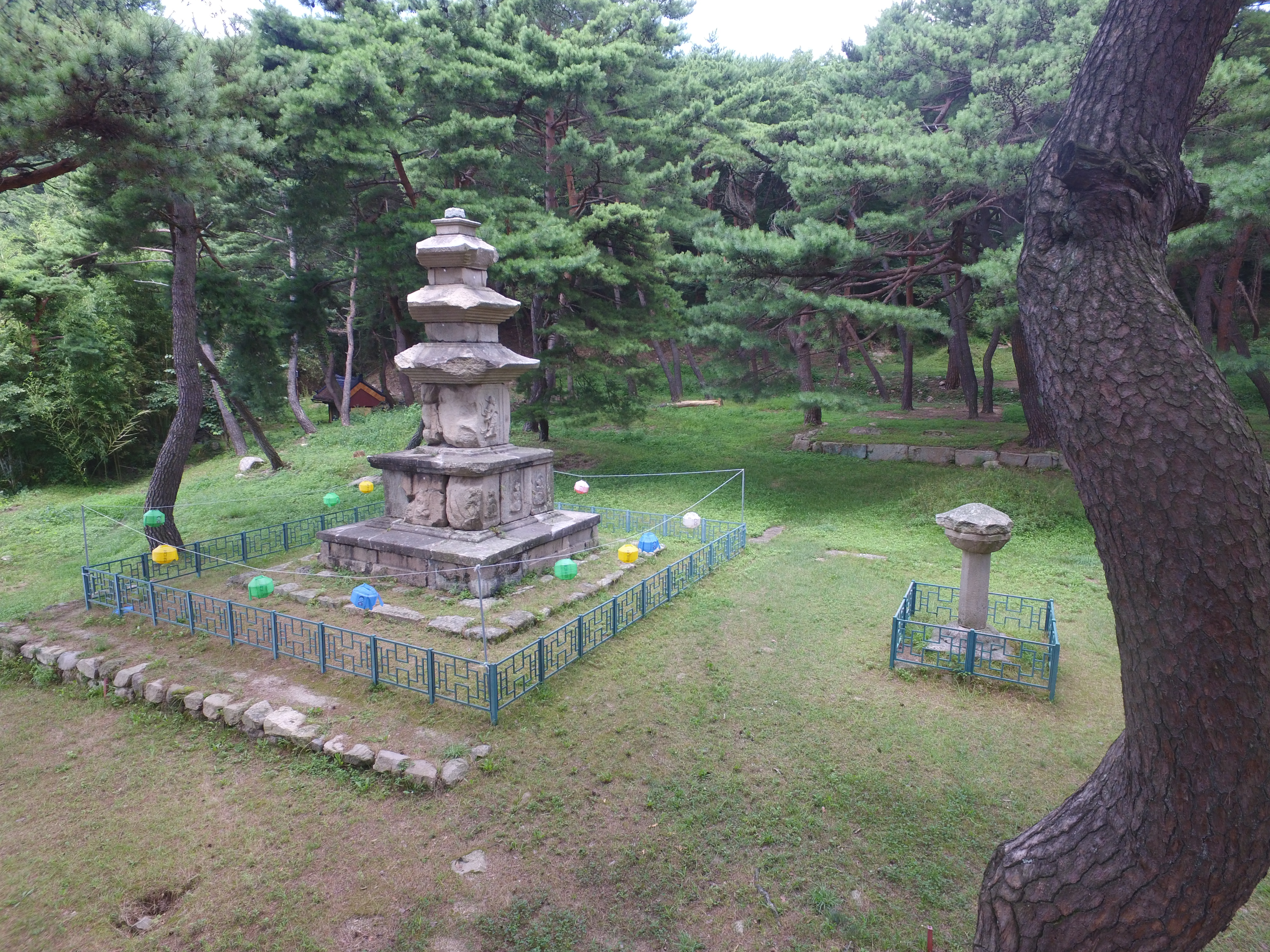 경주 원원사진 서삼층석탑 (고도보존육성과, 2017)