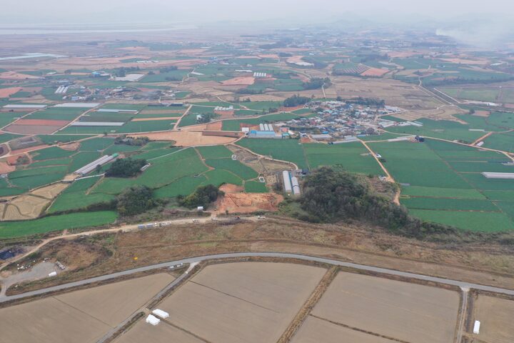 해남 진산리 청자요지 - (만에서 사적 방향 전경)