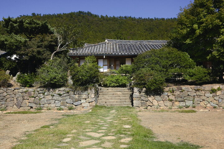 사랑채 전경