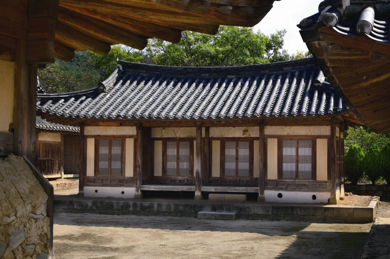 중사랑채