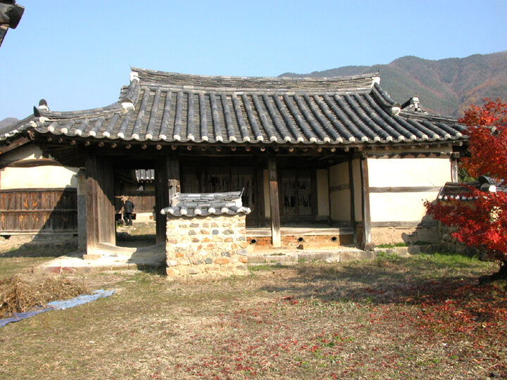 중사랑채