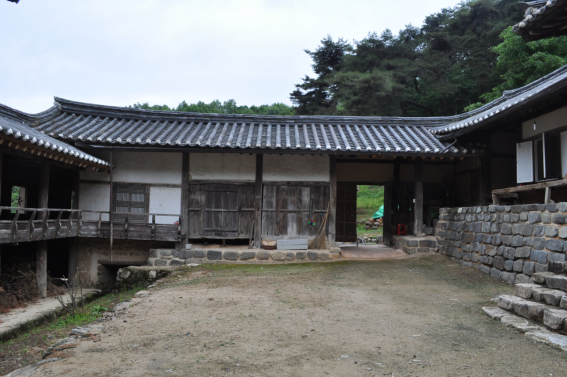 안동 풍산류씨 금계재사