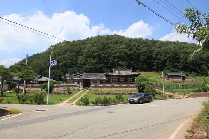 영양 한양조씨 사월종택 사진(문화재청)