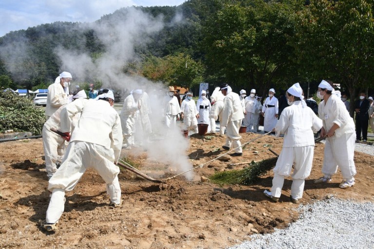 삼가마 해체 전 놀이장면/평창군