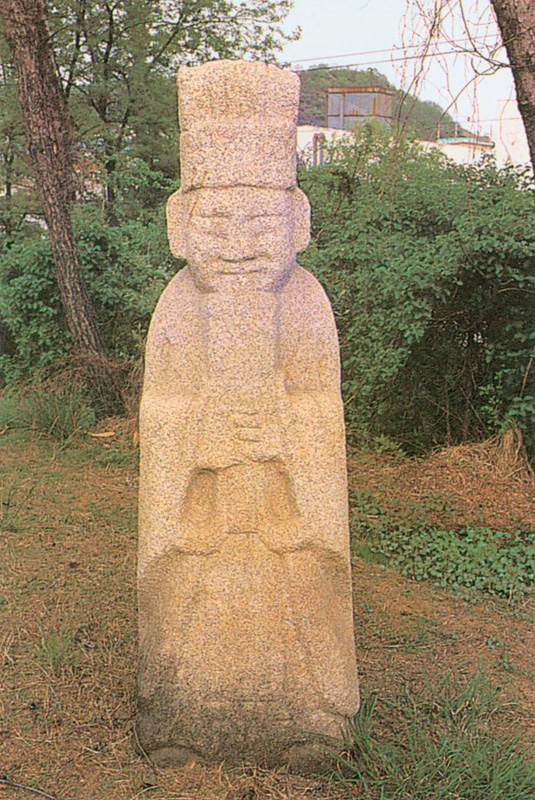 좌측문인석