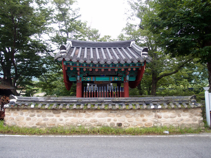 비각