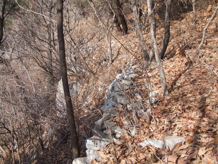 미숭산성 성벽