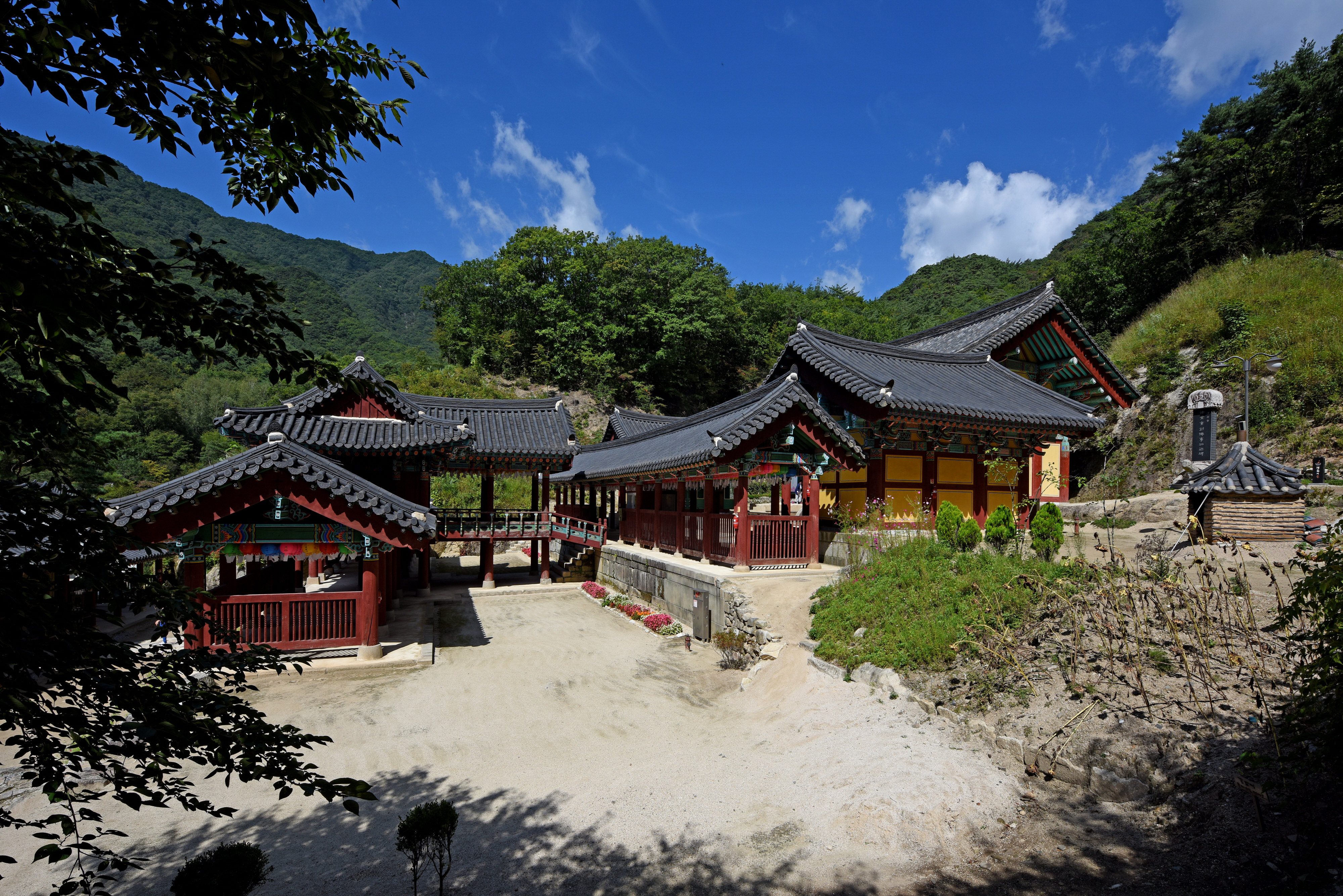 청평사지 전경 (촬영년도 : 2015년)