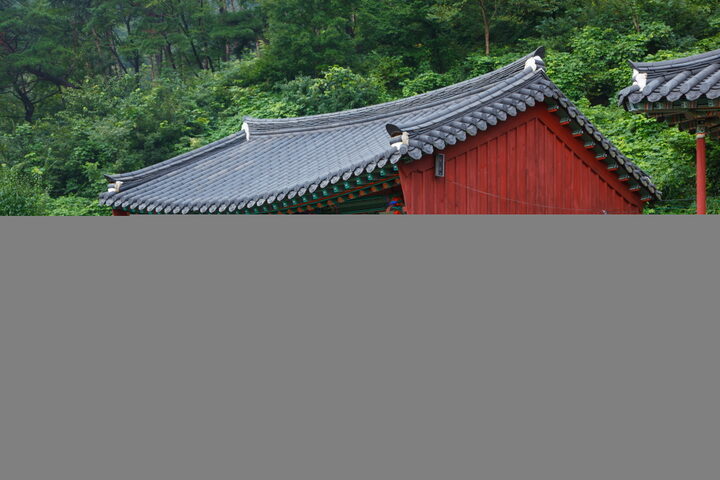 귀정사지_관음전 측면 (촬영년도 : 2015년)