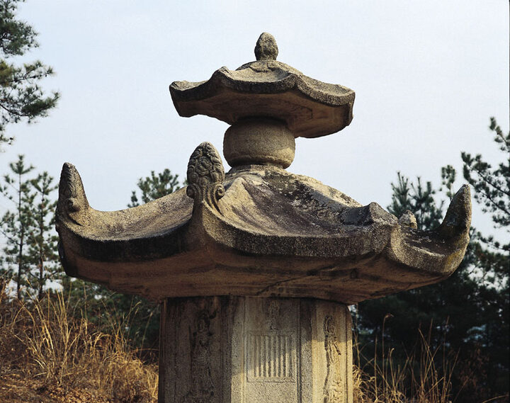 옥개석과 상륜부