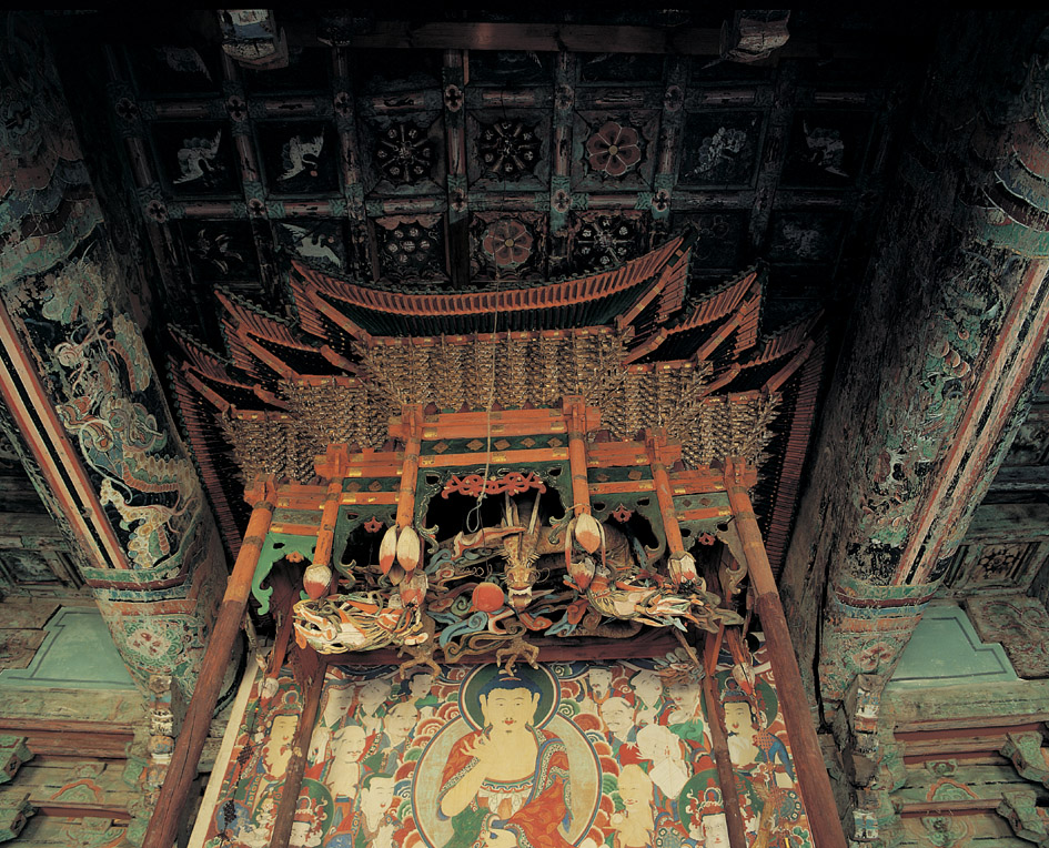 화암사 극락전 닫집1